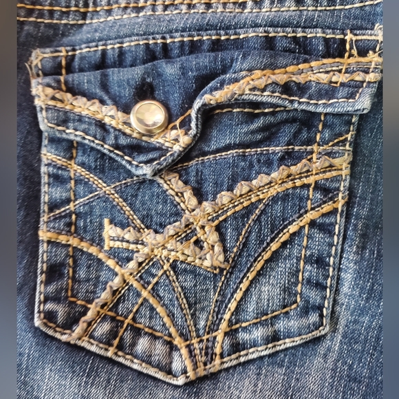 Amethyst Junior-Plus Flare Jeans - Picture 11 of 14